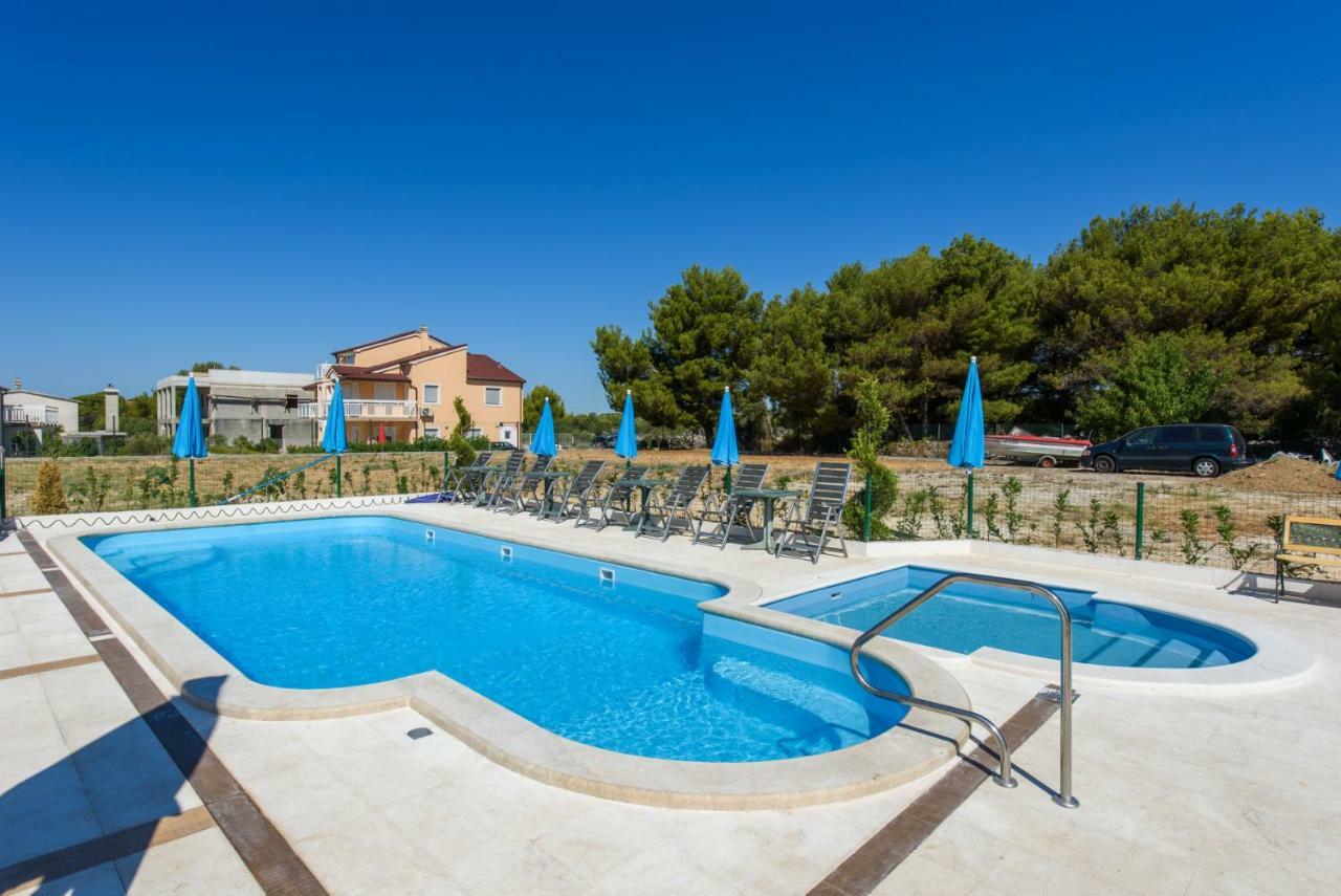 Apartments San Jozef Trogir Buitenkant foto