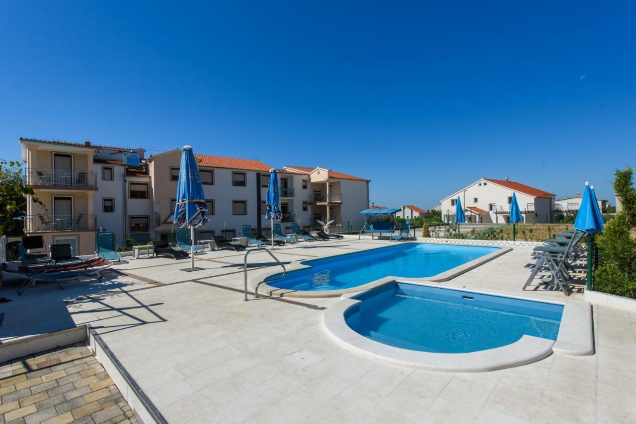 Apartments San Jozef Trogir Buitenkant foto